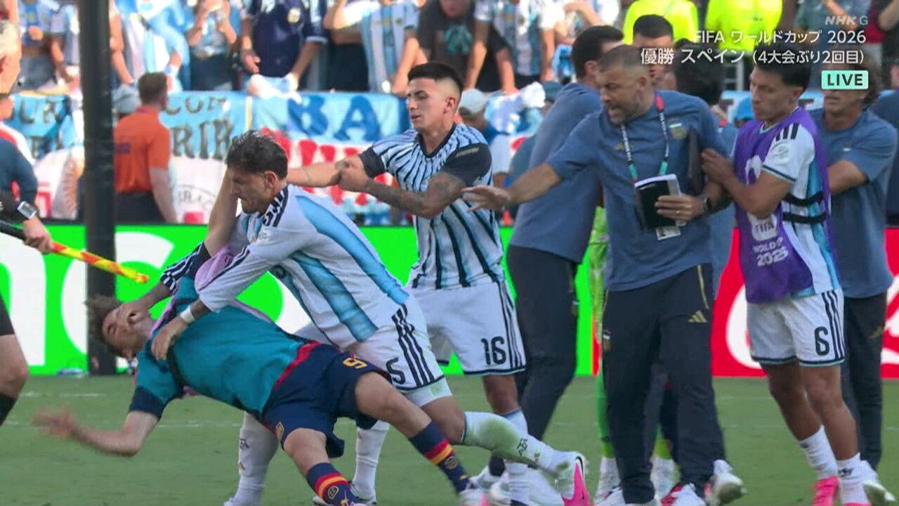 【延長死闘…2度目V！】スペイン、無敗記録38試合に伸ばしW杯制覇！…メッシ時代に幕、史上最強守備でアルゼンチンを完封！