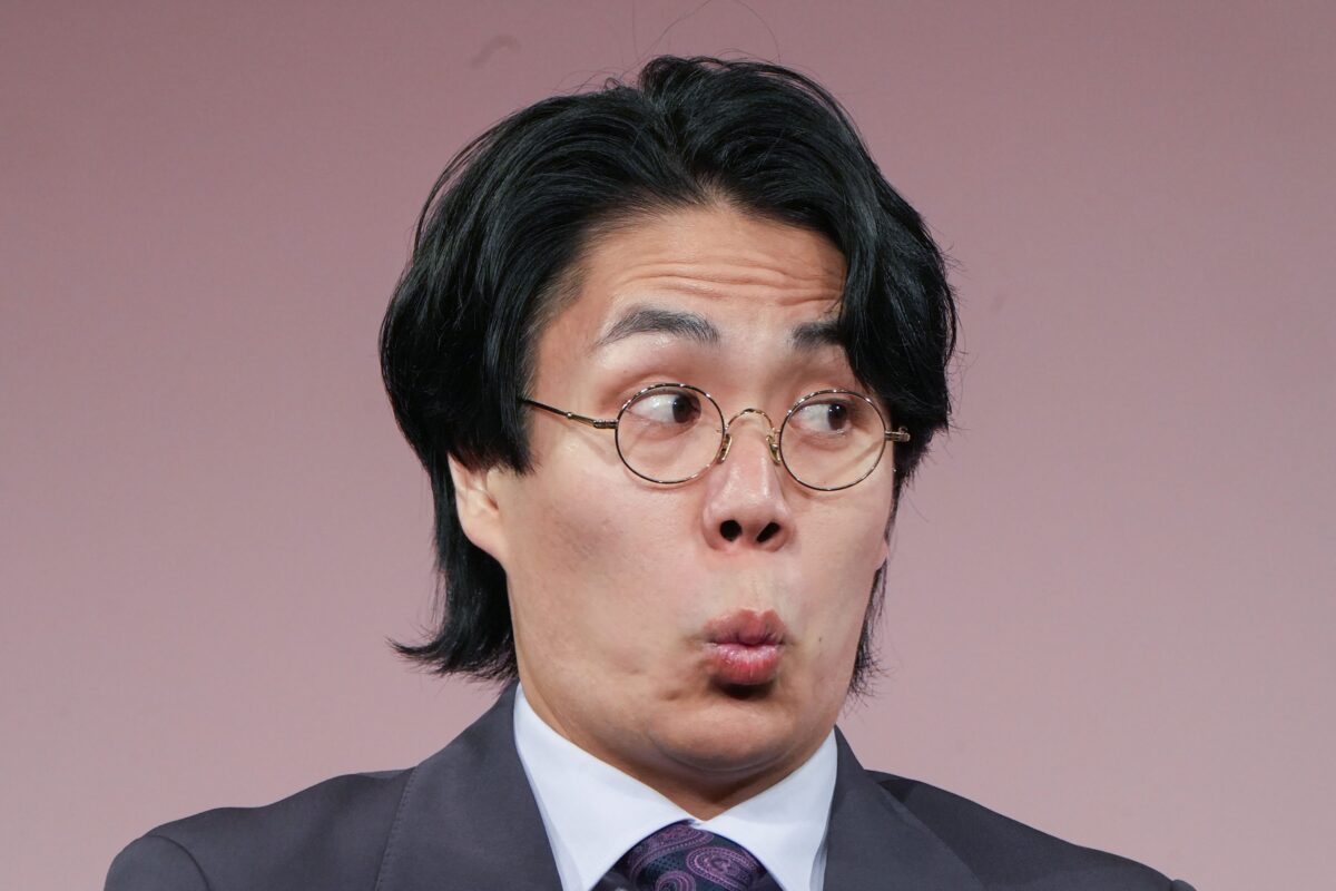 【事実じゃない…不倫を否定！】令和ロマン・高比良くるま、相手女性の元夫から慰謝料請求訴訟…交際関係は認めるも！