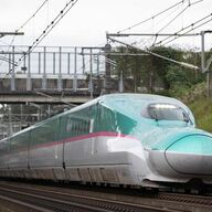 【炎上】満席のはやぶさで持参の椅子→批判殺到した理由