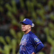 中日ファン、9回逆転負けにブチギレ　井上監督も謝罪して退席