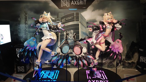『SHIBUYA TSUTAYA 6階IP書店』にて、 『フワワ・アビスガード 「AXGRIT」Ver. 』と『モココ・アビスガード 「AXGRIT」Ver. 』の 等身大フィギュアが登場！