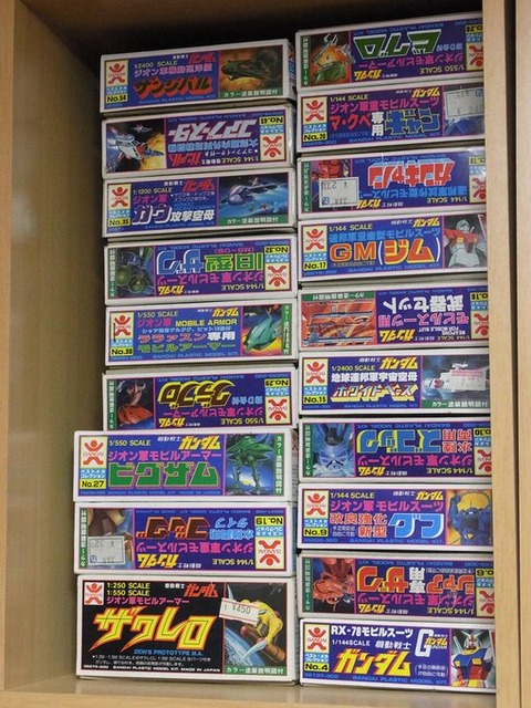 「ガンプラを積むときは……」　箱が変形しづらくなる“まさかのライフハック”が110万表示　「もっと早く知りたかった」「理にかなってる」
