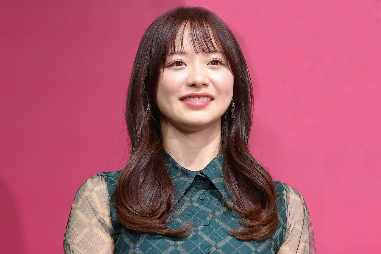 森香澄「バナナとウィンナー、マジで気をつけな」　思わぬアドバイス「マジでくわえない方がいい」