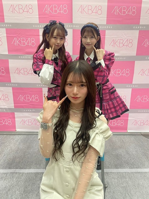 【画像】美人すぎる女オタさん、幕張AKB写メ会に参戦した結果ｗｗｗｗｗｗｗｗｗｗｗｗｗｗ