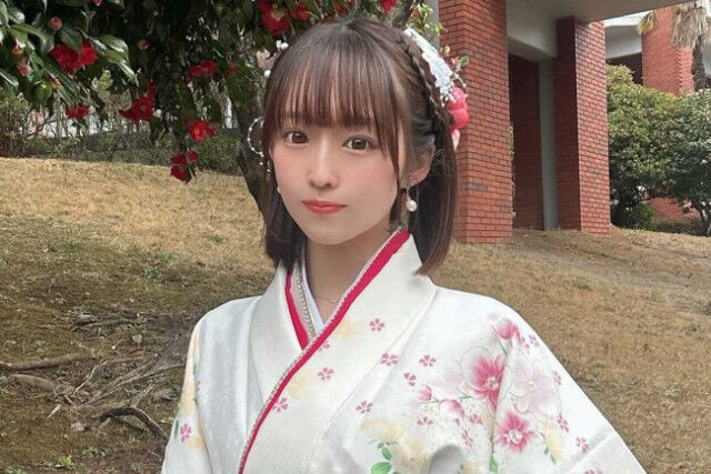 現役アイドルが国家試験合格を報告、6年大学に通い努力の跡に「凄すぎる」称賛の嵐