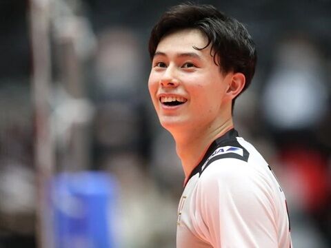 【文春】バレー髙橋藍が有名インフルエンサーと交際していた！「周囲に本命と話している」