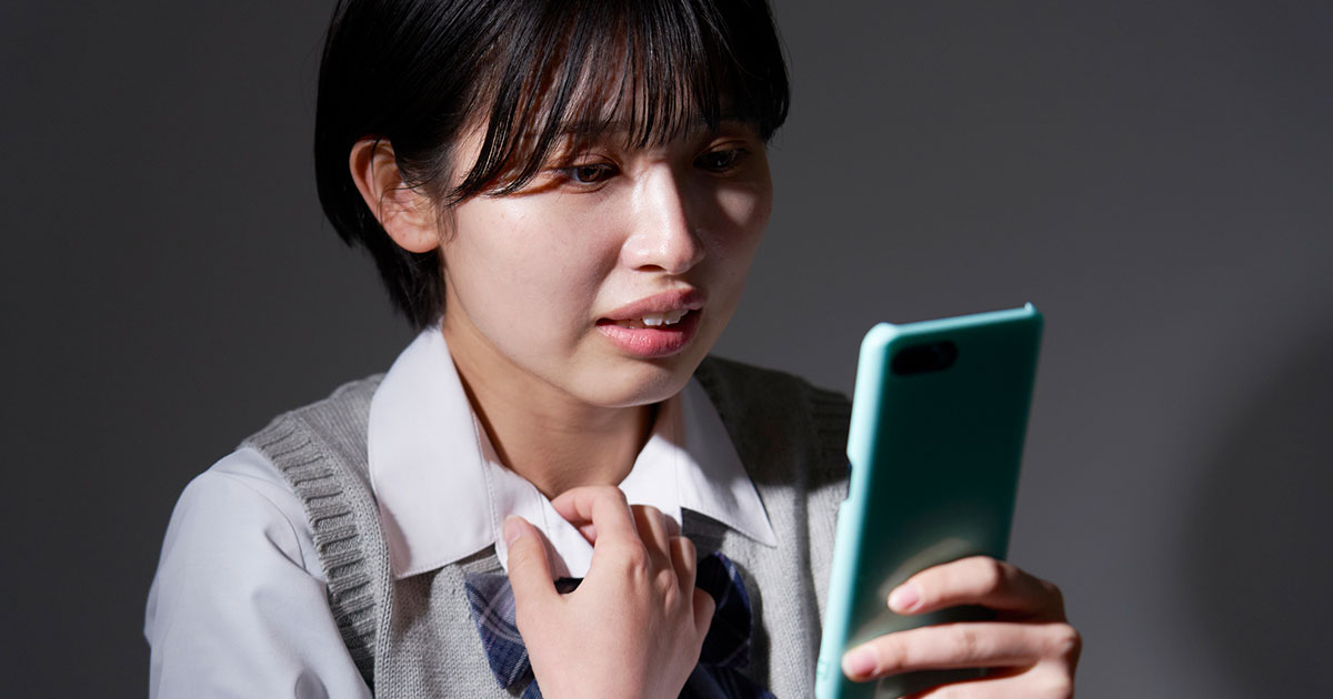 服を脱ぐよう要求し画像拡散、女子中学生同士のＬＩＮＥいじめ訴訟！180万円で和解！
