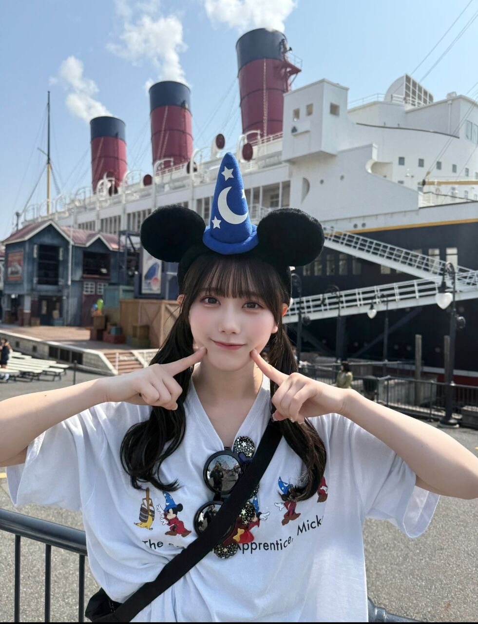 【画像】女性アイドル、サングラスに反射したのは彼氏？ネット炎上で苦しい言い訳？！