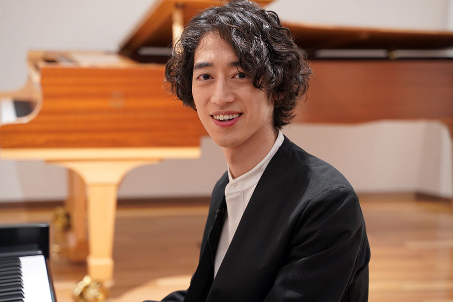 ピアニスト角野隼斗、ギネス世界記録認定「屋内のリサイタルで販売されたチケットの最多枚数」
