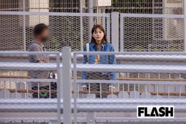 川口春奈「ひとりそば動画」に物議 食べ方めぐり賛否wwwwww