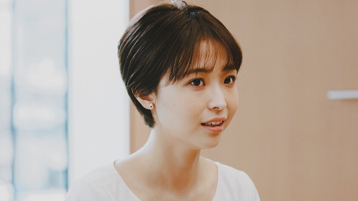 【快挙】渡邊渚さん、初フォトエッセイ好調！お渡し会はチケット即完売!!!
