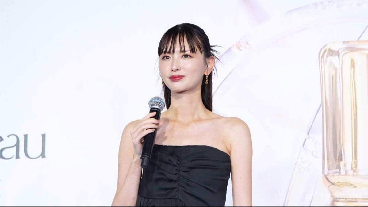 鈴木えみが離婚を公表、元夫と離婚後もしばらく同居　結婚13年目の決断！