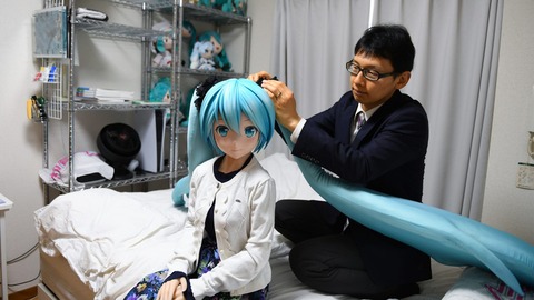 【東京】初音ミクと挙式！男性が語る「否定しないで尊重して」wwwきたああああああ！　