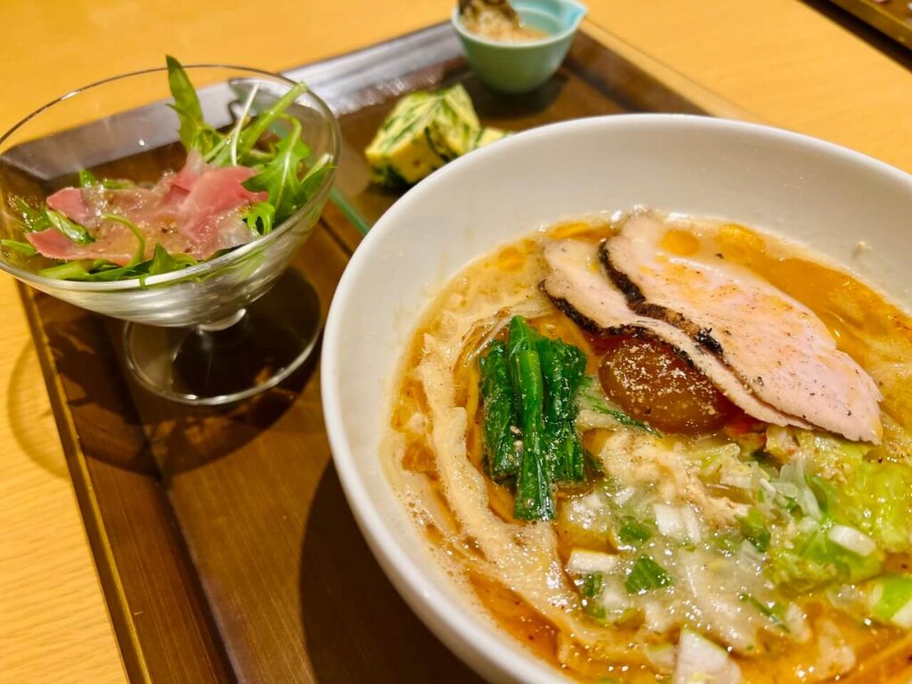 札幌の新感覚ラーメン「ヌイユ」｜西洋料理と麺の絶妙な融合