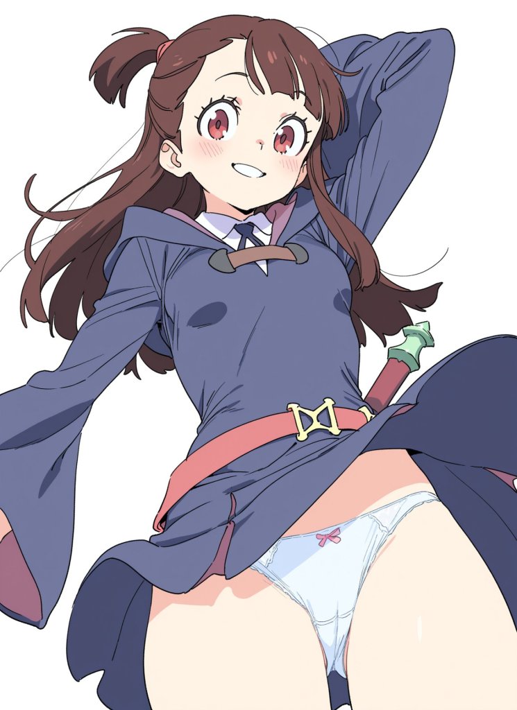 【画像】アッコ・カガリのえっちなパンティ・・・