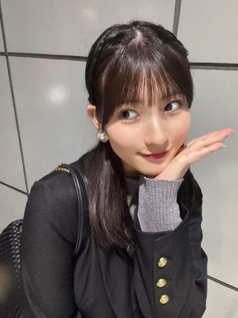 〖暴露〗モー娘・北川莉央“裏アカ流出炎上”の末に卒業発表！