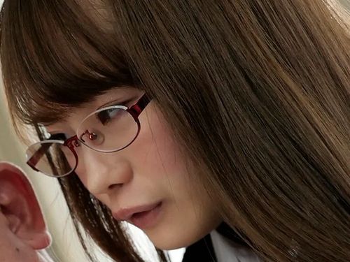 【松本いちか】激カワ微乳スレンダーな美少女が馬乗り騎乗しで巧みにチンコを操る淫語セックス