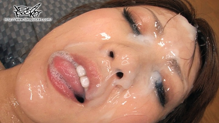 【北川瞳】AV女優の顔全面に多量のザーメンぶっかけ！チンポで激ピストンされながら口内発射でごっくん！