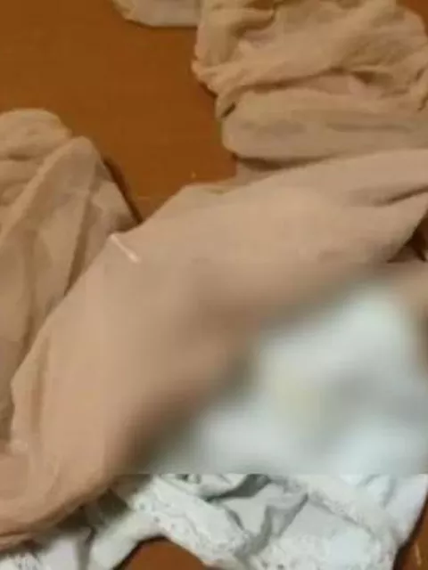 【リアル盗撮】二十歳のギャル従妹のエッチなシミ付きパンティを発見して欲情してしまい寝込みに悪戯！