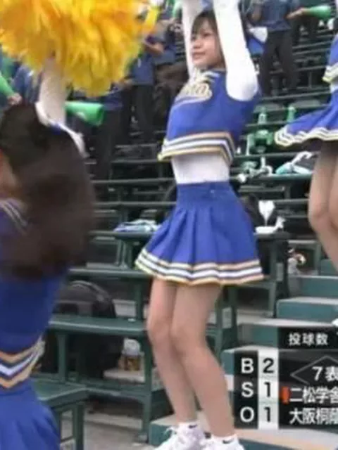 【盗撮】全国放送の甲子園生中継で現役JKのチアリーディングの美少女のパンチラを確信犯的に撮影放送！