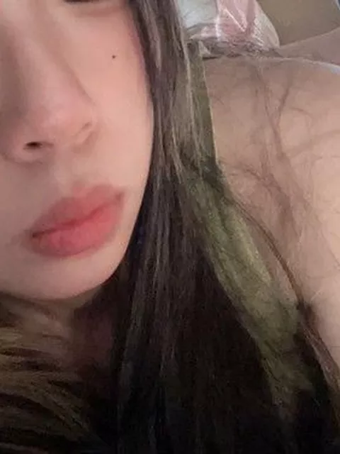 【個人撮影】動画あり！SNSの裏垢で国宝級の巨乳くびれボディを惜しげもなく投下する美女発見ｗｗｗｗｗｗ