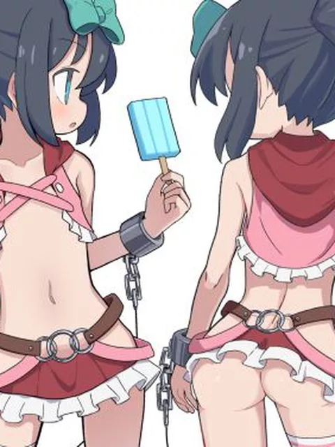 【画像】イカれたドスケベ衣装を当たり前のように着てるキャラ