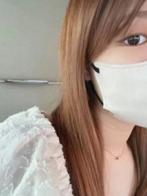 【自撮り女子】ギャップ萌え♡清純ルックスのスレンダー美少女が肉便器感満載の猥褻美乳ヌードを投下ｗｗｗ