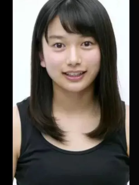 【朗報】元子役モデルで女優の黒川心さん北岡果林と改名して密かにAVデビューするが速攻で身バレして大評判ｗｗｗ