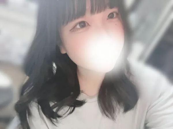 【素人SNS】23歳女子がむっちむちボディの全裸おま●こディルドオナニー自撮り！