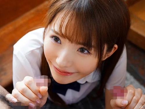 【動画】一人娘の同級生で天使のように優しい美少女を全員で肉体関係に持ち込んだ背徳の一家！乙白さやか