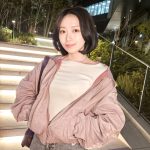 『見られてるって思うだけで濡れる。撮られるほどに体が反応する 22歳、いと 美容師、彼氏ナシ、恋愛より快感優先の生活 誰かに見せることで昂ぶる見せたがり体質は、パンツにシミができるほどの性欲を抱えたまま、カメラの前で解放されていく 波打つでか尻、フェラ中に自分で乳首をいじる指、腰が引けても止まらない中イキ──ハメ撮りという名の性癖開示ファイル』 【初撮り】ネットでAV応募→AV体験撮影 2392