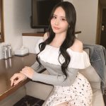 セフレを嫉妬させたくてAV出演…！？！？港町に降り立った激美女、その港に愛液放流させよっか。手マンにクンニでドバドバにおま●こを濡らして即挿入OK！！激美女に激ピスかましてアンアン大絶叫！！ 【初撮り】ネットでAV応募→AV体験撮影 2406